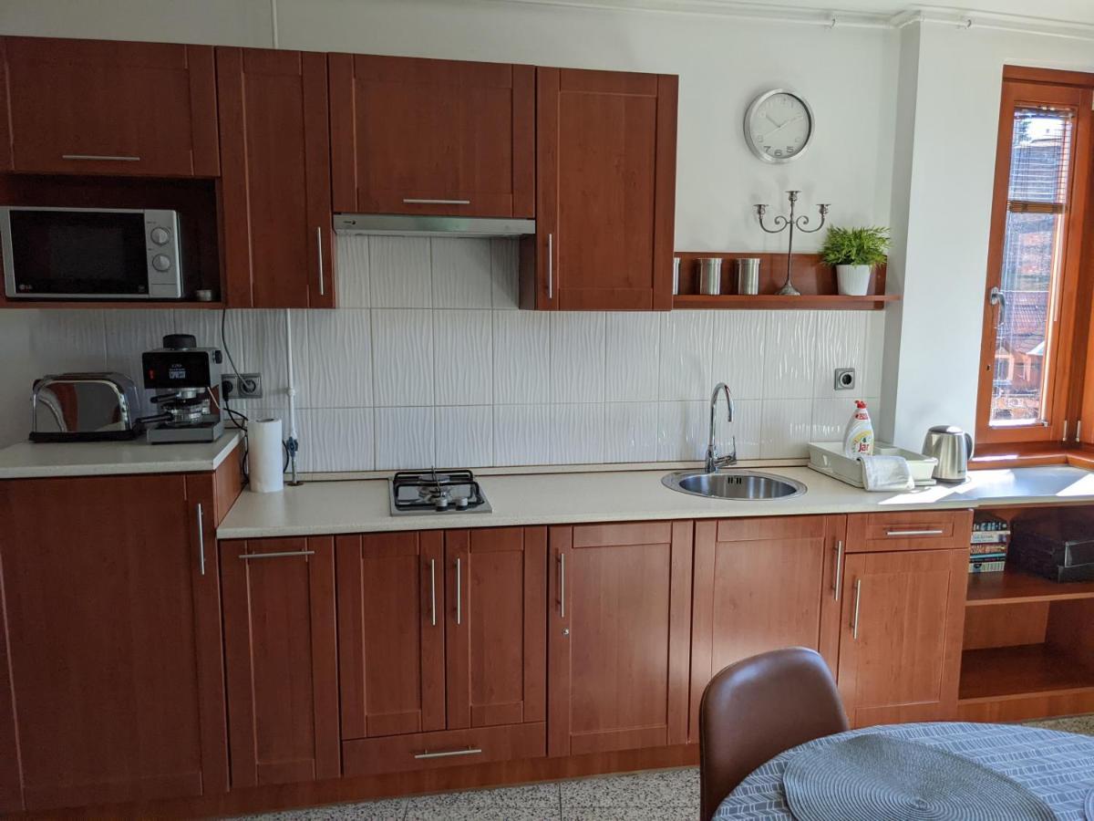 Minaret Apartman เอ็กเกอร์ ภายนอก รูปภาพ