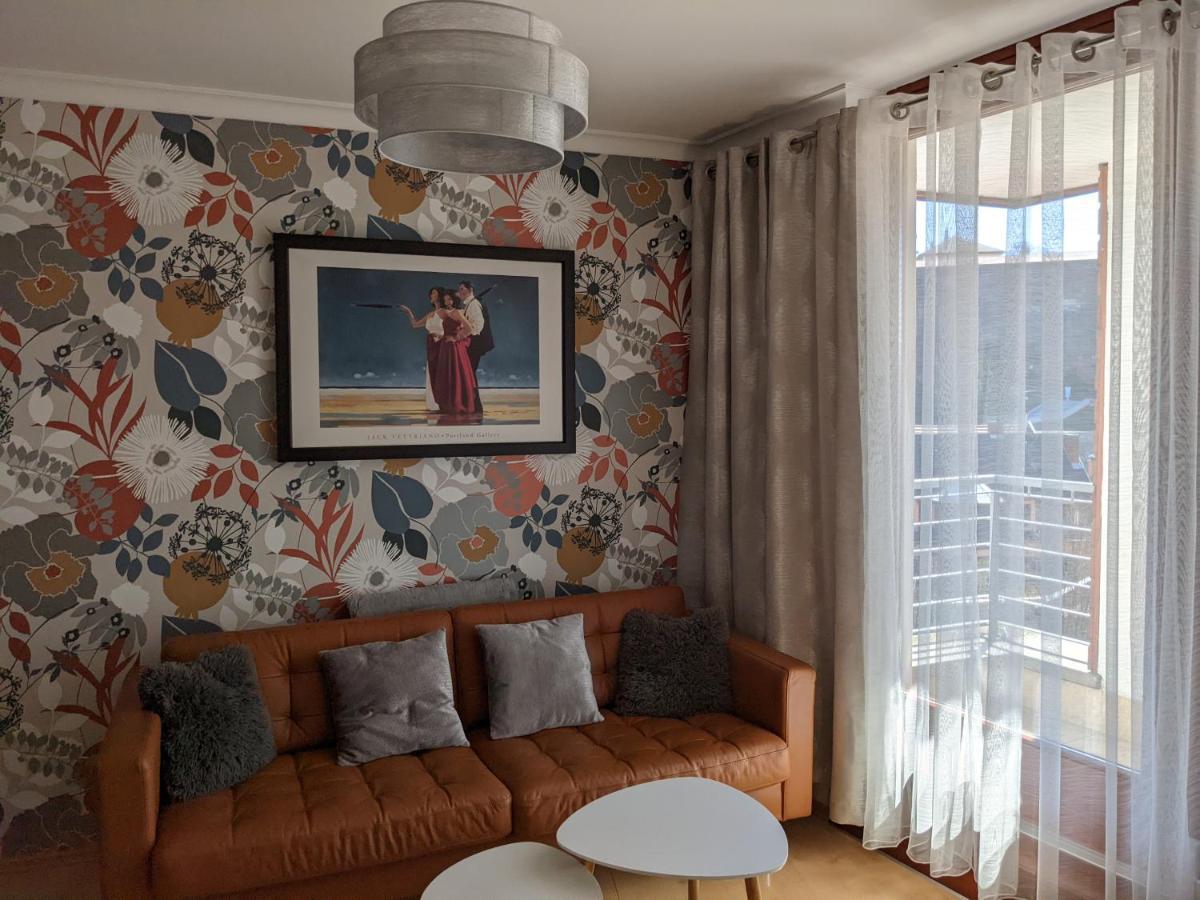 Minaret Apartman เอ็กเกอร์ ภายนอก รูปภาพ