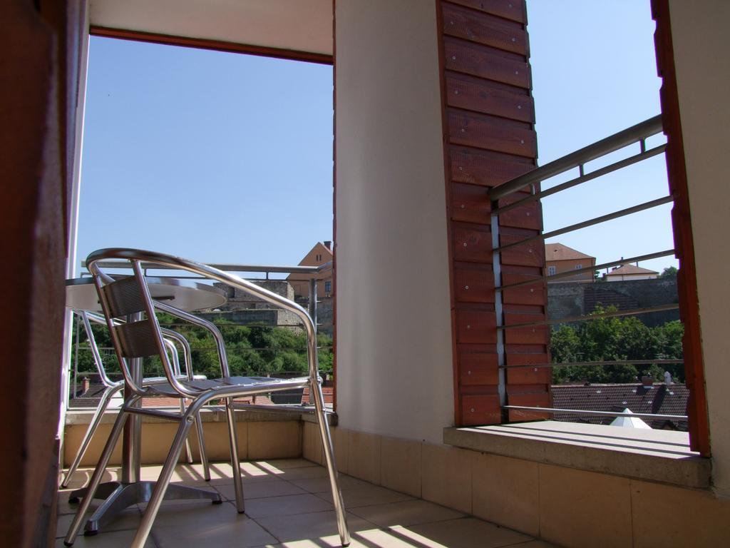Minaret Apartman เอ็กเกอร์ ห้อง รูปภาพ